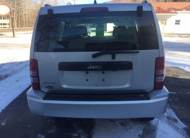 2012 Jeep Liberty Sport full