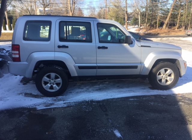 2012 Jeep Liberty Sport full